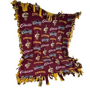 Cleveland‎ Cavaliers NBA Basketball Fleece Fabric No Sew Throw Blanket